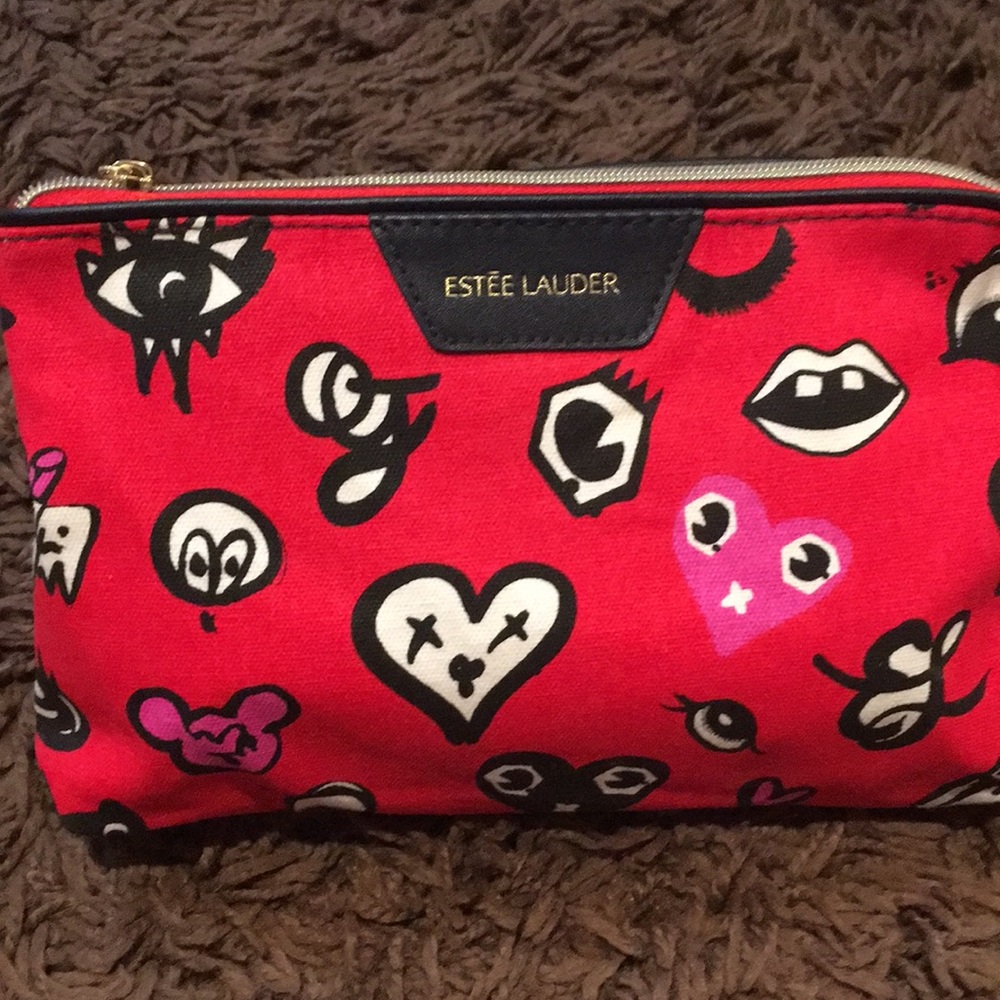Estée Lauder makeup bag